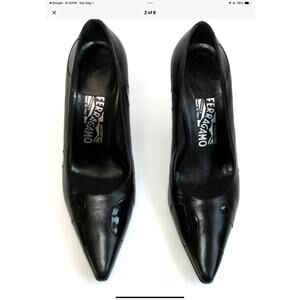 EUC Ferragamo Smooth Leather & Patent Polka Dot Court Heels Pumps EUC size 10.5